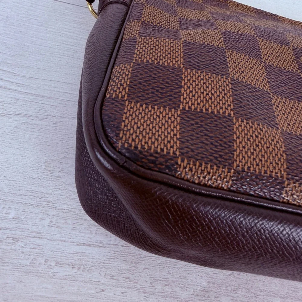 Louis Vuitton Trousse Cosmetic Make Up Bag Pochette Brown Damier Ebene Small